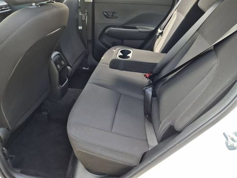 Used 2025 Hyundai Kona SEL FWD image 26
