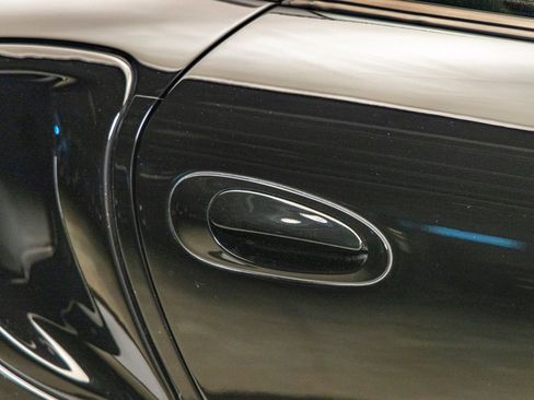 Used 2003 Porsche 911 Turbo image 36