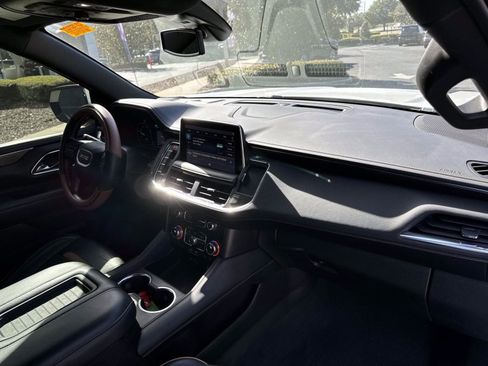 Used 2021 GMC Yukon AT4 image 16