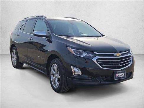 Used 2021 Chevrolet Equinox Premier image 3