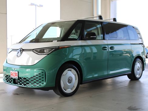 New 2025 Volkswagen ID. Buzz 1st Edition image 6