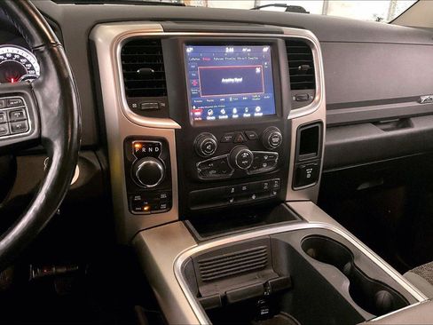 Used 2018 RAM 1500 Big Horn image 6