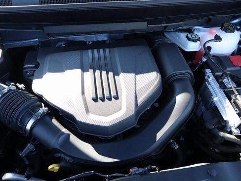 New 2026 GMC Acadia Denali w/ Super Cruise Package image 19