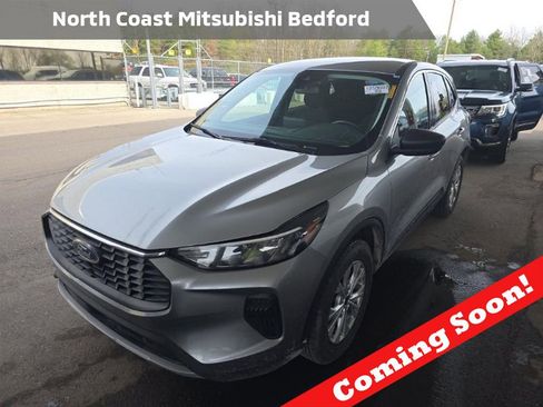 Used 2024 Ford Escape Active AWD/4WD image 1