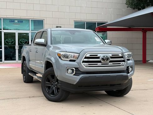 Used 2019 Toyota Tacoma Limited AWD/4WD image 2