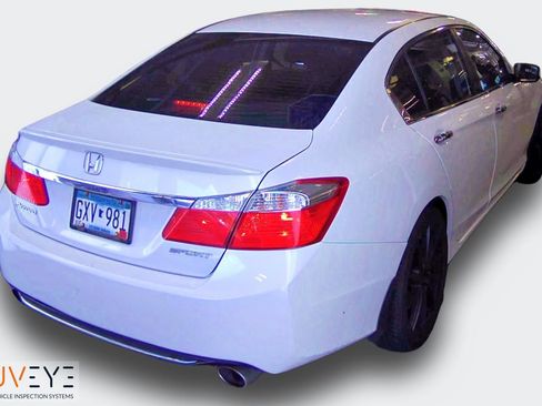 Used 2015 Honda Accord Sport image 4