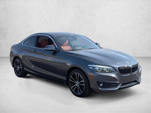 Used 2020 BMW 230i Coupe w/ Convenience Package RWD image 3