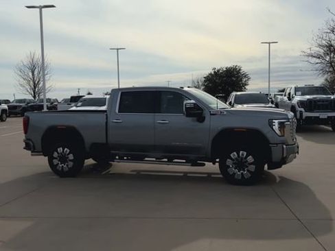 New 2026 GMC Sierra 2500 Denali w/ Denali Reserve Package AWD/4WD image 2