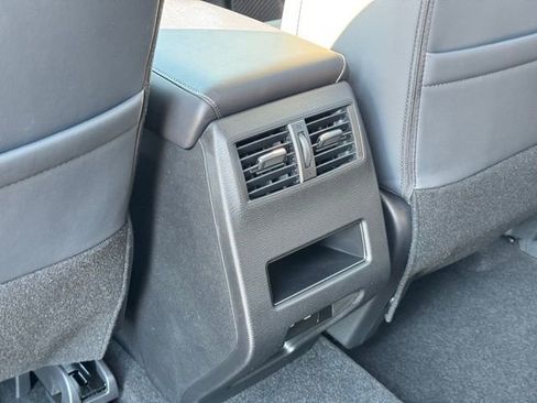 New 2026 Mitsubishi Outlander AWD image 15