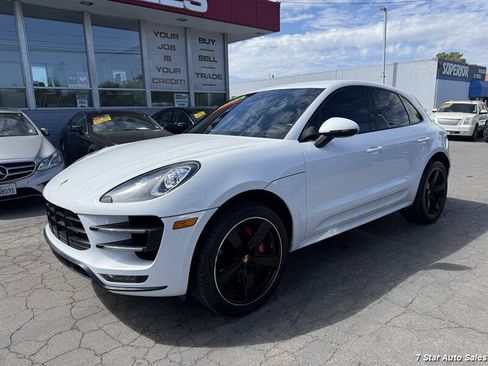 Used 2017 Porsche Macan Turbo AWD/4WD image 3