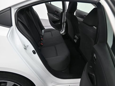 Used 2024 Toyota Corolla LE image 12