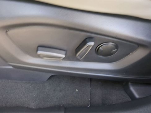 New 2026 Ford Explorer Active w/ Active Comfort Package image 17