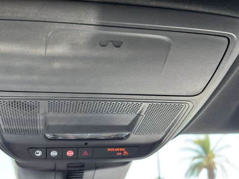 Certified 2025 GMC Acadia Elevation image 37