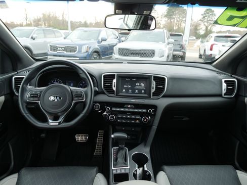 Used 2019 Kia Sportage EX w/ EX Sport Appearance Package image 19