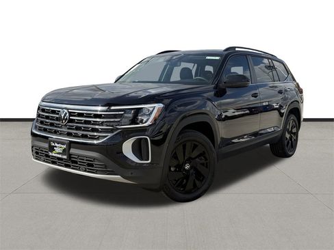 New 2026 Volkswagen Atlas SE image 1