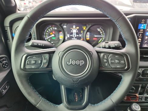 Used 2024 Jeep Wrangler Unlimited Rubicon 4xe AWD/4WD image 9