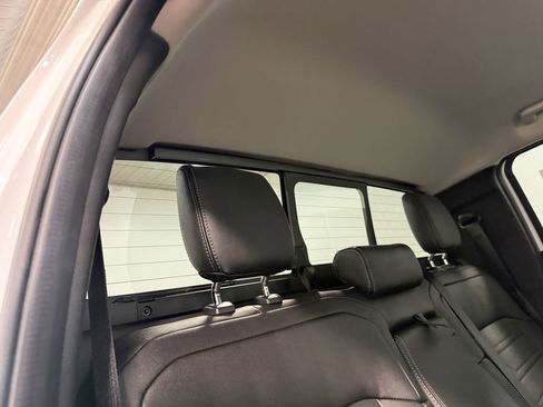 Used 2025 Ford Ranger Lariat w/ Advanced Towing Package image 15