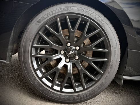 Used 2019 Ford Mustang GT w/ GT Performance Package RWD image 15