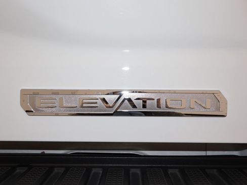 Certified 2024 GMC Sierra 1500 Elevation image 34