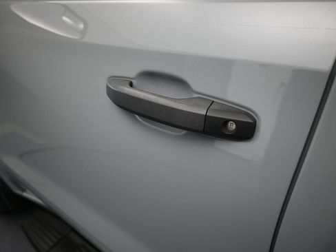 Used 2024 Chevrolet Silverado 1500 Custom image 34