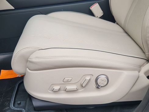 New 2026 Genesis GV80 2.5T Prestige image 19