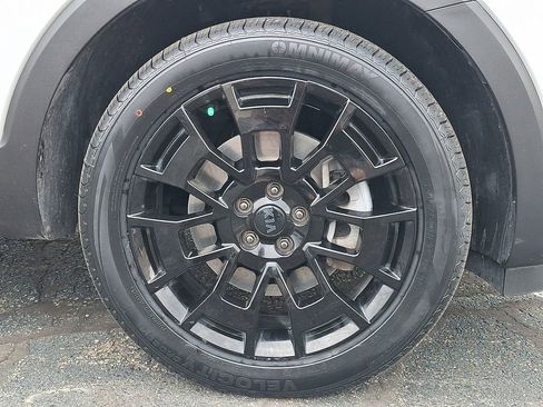 Used 2021 Kia Telluride EX w/ EX Premium Package AWD/4WD image 19