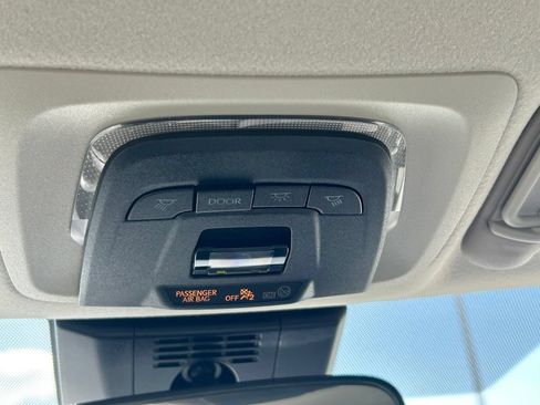 Used 2023 Toyota Corolla LE FWD image 18