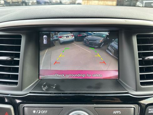 Used 2019 Nissan Pathfinder SV image 49