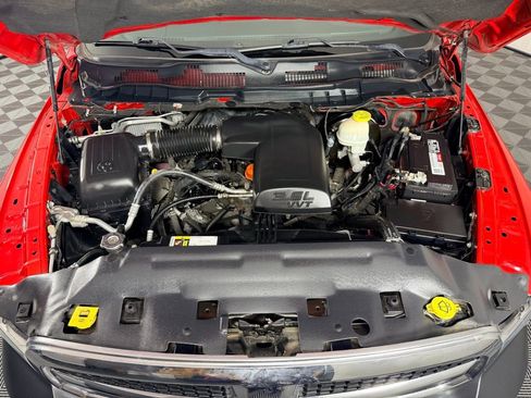 Used 2017 RAM 1500 Tradesman w/ Power & Remote Entry Group image 31