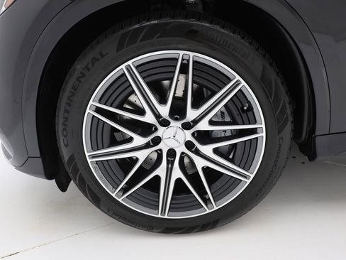 Used 2025 Mercedes-Benz GLC 43 AMG 4MATIC image 12