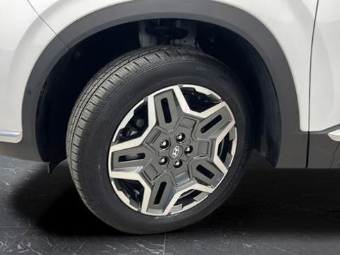 Used 2023 Hyundai Santa Fe Limited w/ Cargo Package image 40