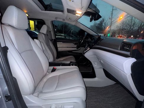 Used 2023 Honda Odyssey EX-L image 19