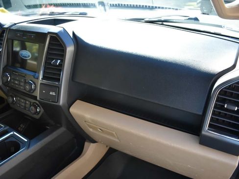 Used 2017 Ford F150 XLT w/ Equipment Group 302A Luxury RWD image 42