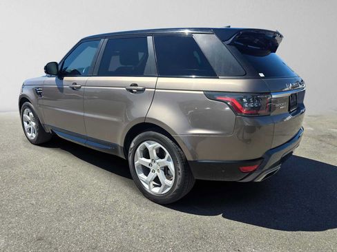 Used 2018 Land Rover Range Rover Sport HSE AWD/4WD image 3