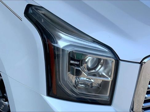 Used 2019 GMC Yukon XL Denali w/ Denali Ultimate Package RWD image 26