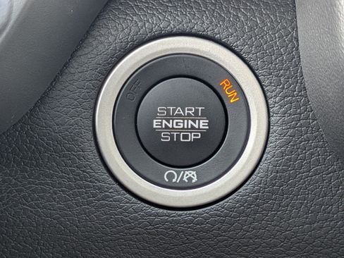 Used 2026 RAM 2500 Big Horn AWD/4WD image 25
