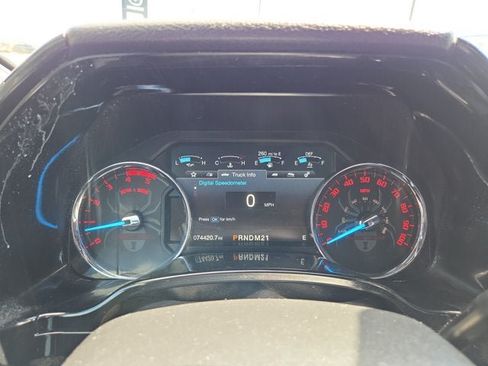 Used 2018 Ford F250 Lariat w/ Lariat Ultimate Package AWD/4WD image 22
