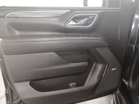 Used 2021 GMC Yukon SLT w/ Rear Media and Nav Package RWD image 20