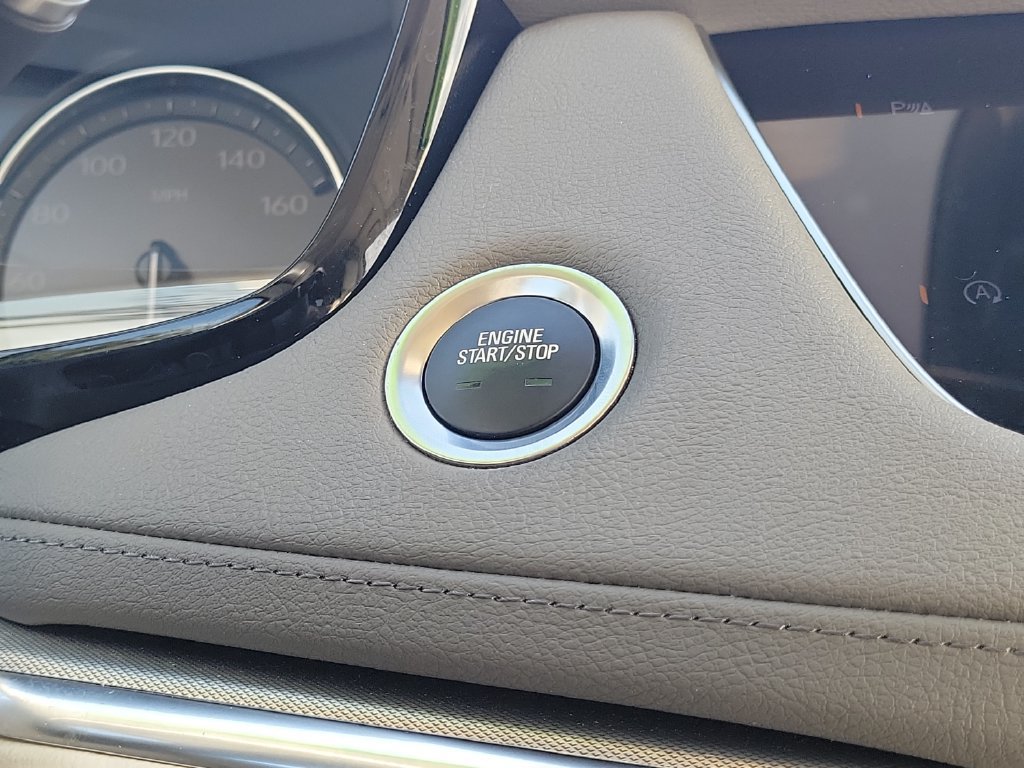 Used 2023 Cadillac XT5 Premium Luxury FWD image 24