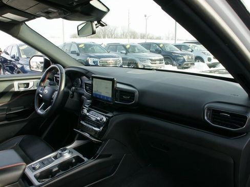 Used 2023 Ford Explorer ST-Line image 44