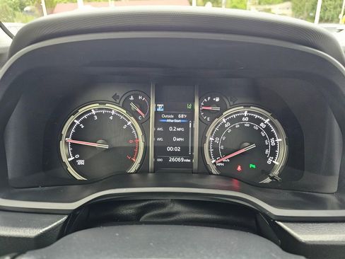 Certified 2022 Toyota 4Runner Limited AWD/4WD image 29