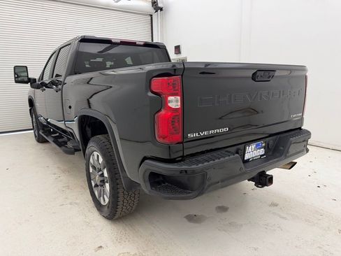 Certified 2024 Chevrolet Silverado 2500 Custom w/ Custom Value Package image 12