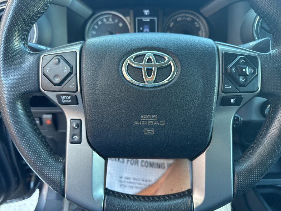 Used 2017 Toyota Tacoma SR5 w/ Tow Package AWD/4WD image 28