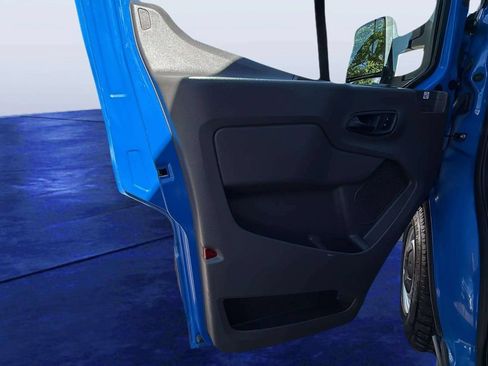 Used 2020 Ford Transit 250 Medium Roof RWD image 14
