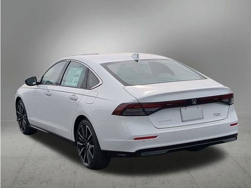 New 2026 Honda Accord Touring image 3
