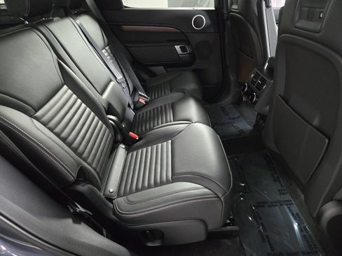 New 2026 Land Rover Discovery Dynamic SE AWD/4WD image 18