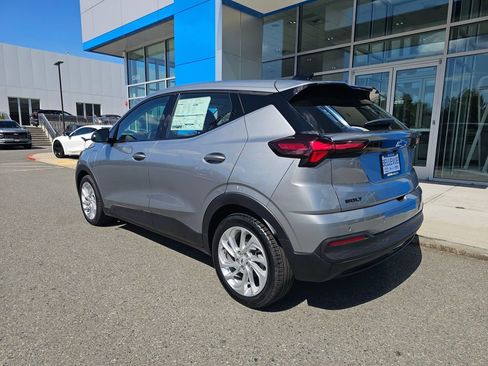 New 2027 Chevrolet Bolt LT w/ Comfort Package FWD image 5