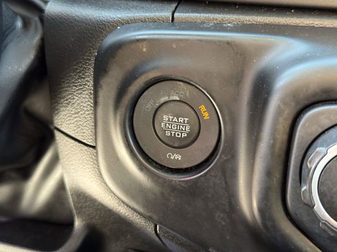 Used 2022 Jeep Wrangler Unlimited Sport S image 21