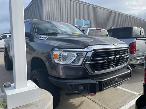 Used 2019 RAM 1500 Big Horn AWD/4WD image 3