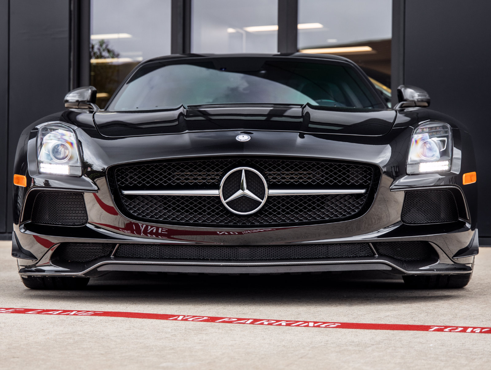 Used 2014 Mercedes-Benz SLS AMG Black Series image 5